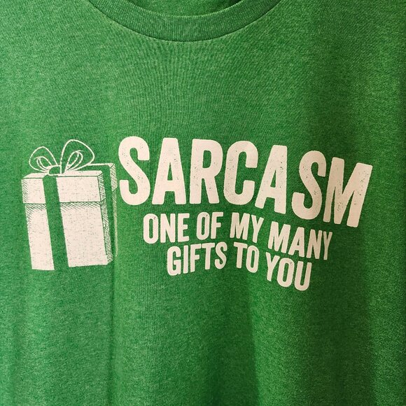 Funny Graphic Christmas T-Shirt for Men / Size Large - Picture 3 of 4